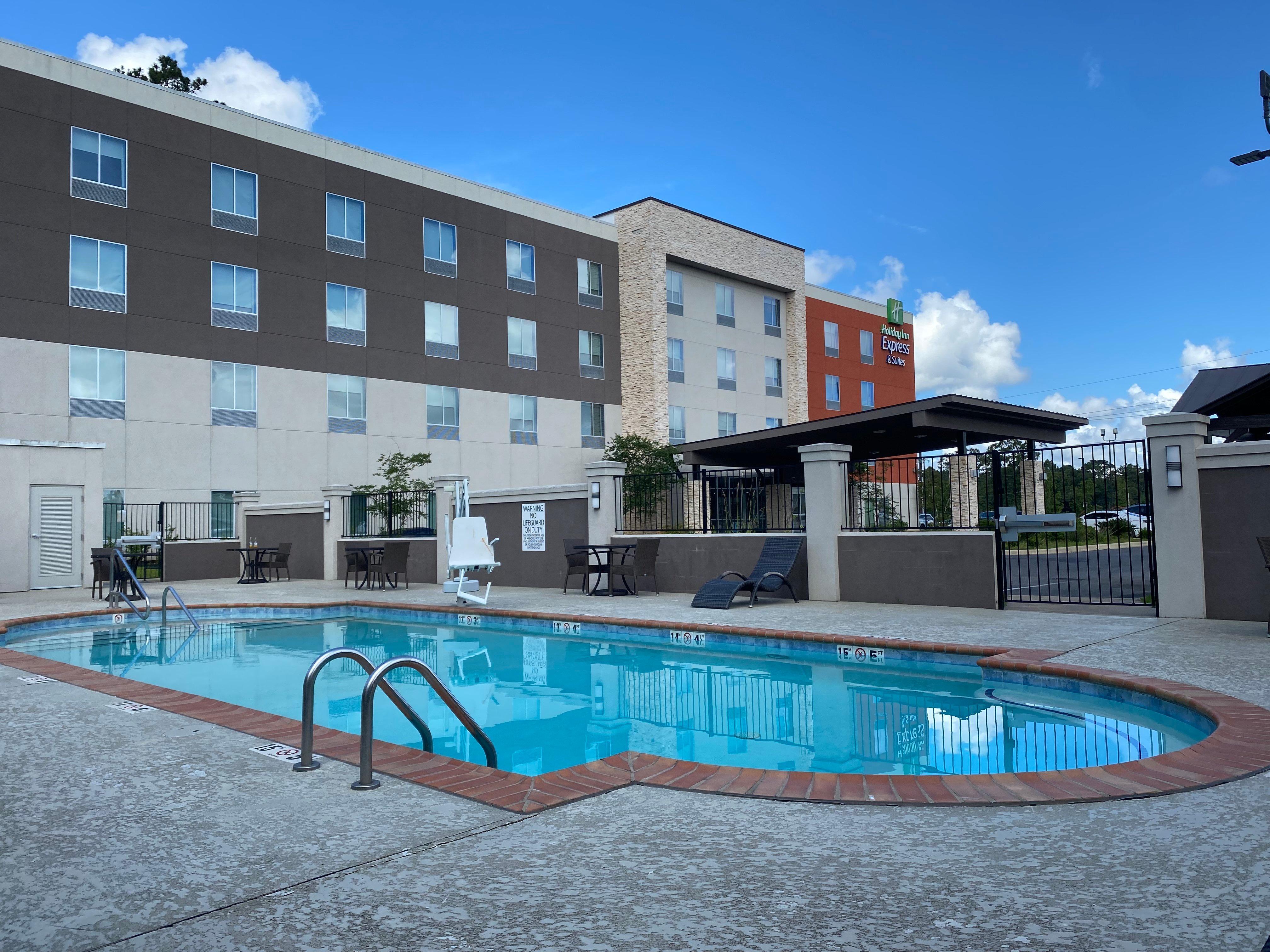 Holiday Inn Express & Suites Pineville-Alexandria Area Экстерьер фото